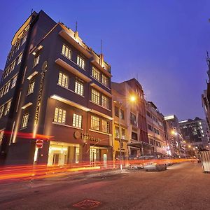 Hotel Bencoolen @ Hong Kong Street (SG Clean, Staycation Approved)